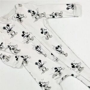 NWT Pottery barn kids Mickey pajamas size 3-6 m